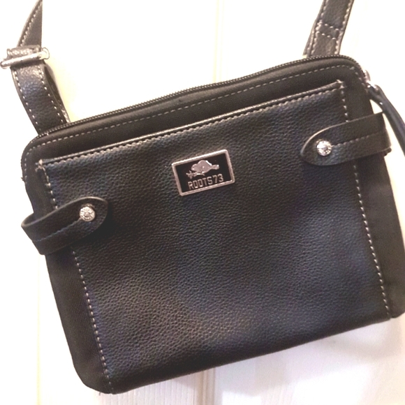 Roots Cross Body Purse - Picture 1 of 17